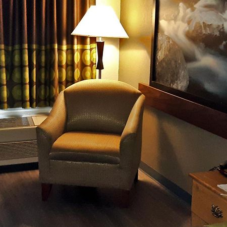 Super 8 By Wyndham Fort Chiswell Wytheville Area Max Meadows Rom bilde