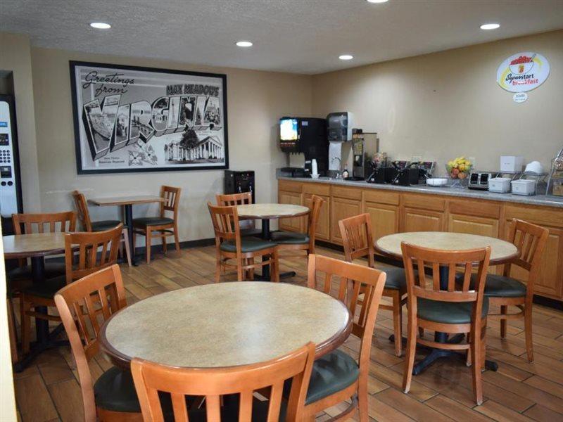 Super 8 By Wyndham Fort Chiswell Wytheville Area Max Meadows Eksteriør bilde